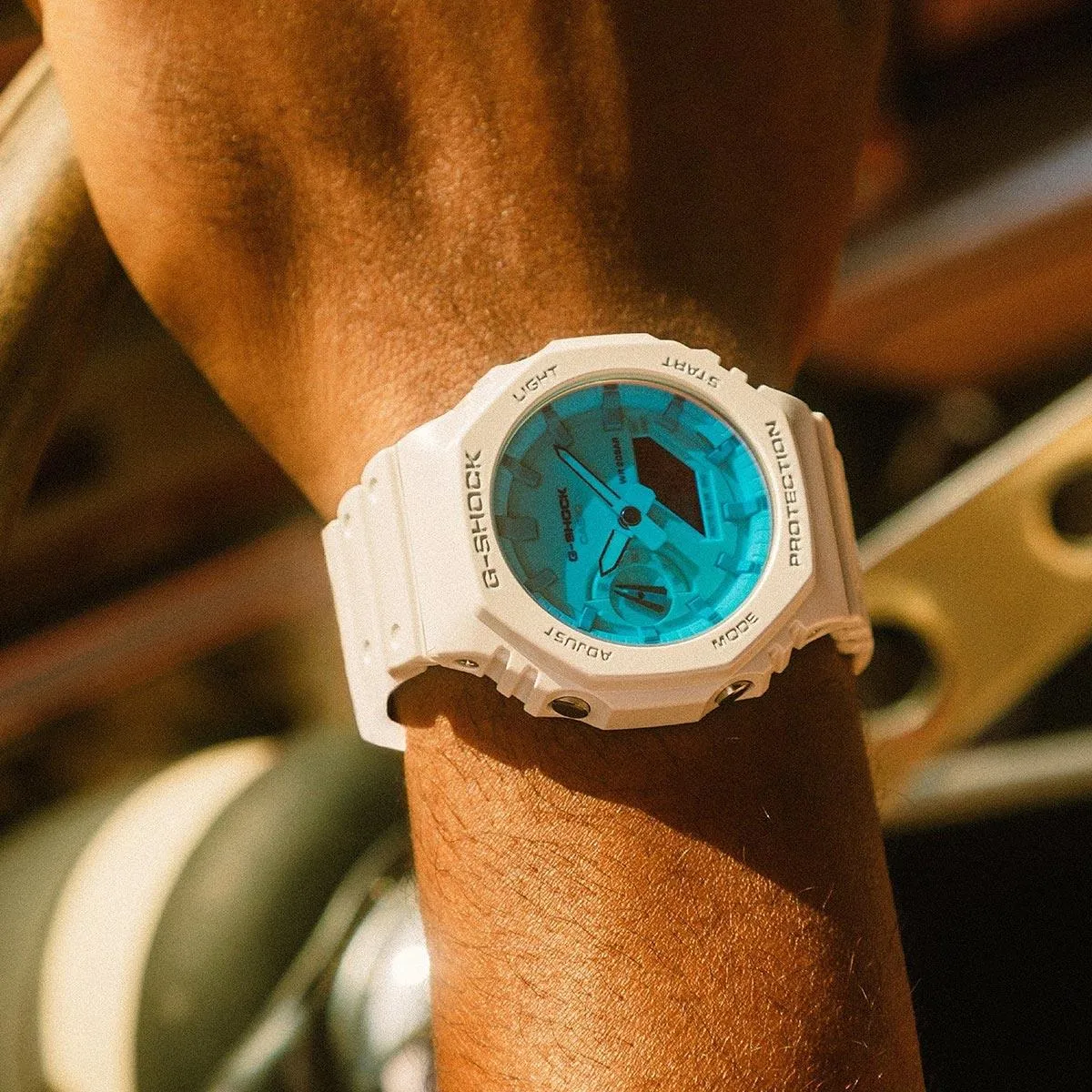 G-Shock Beach Iridescent GA-2100TL-7A