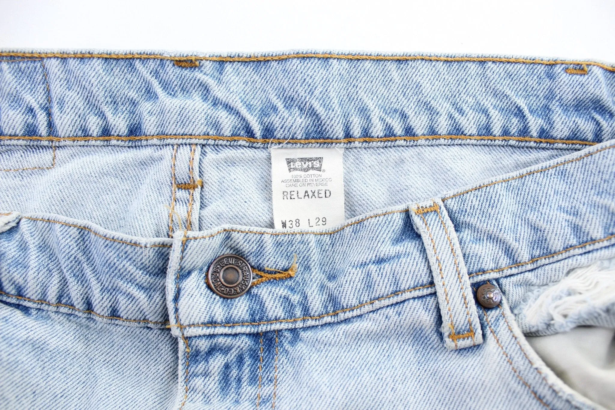 Levi's 540 Light Wash Denim Jeans