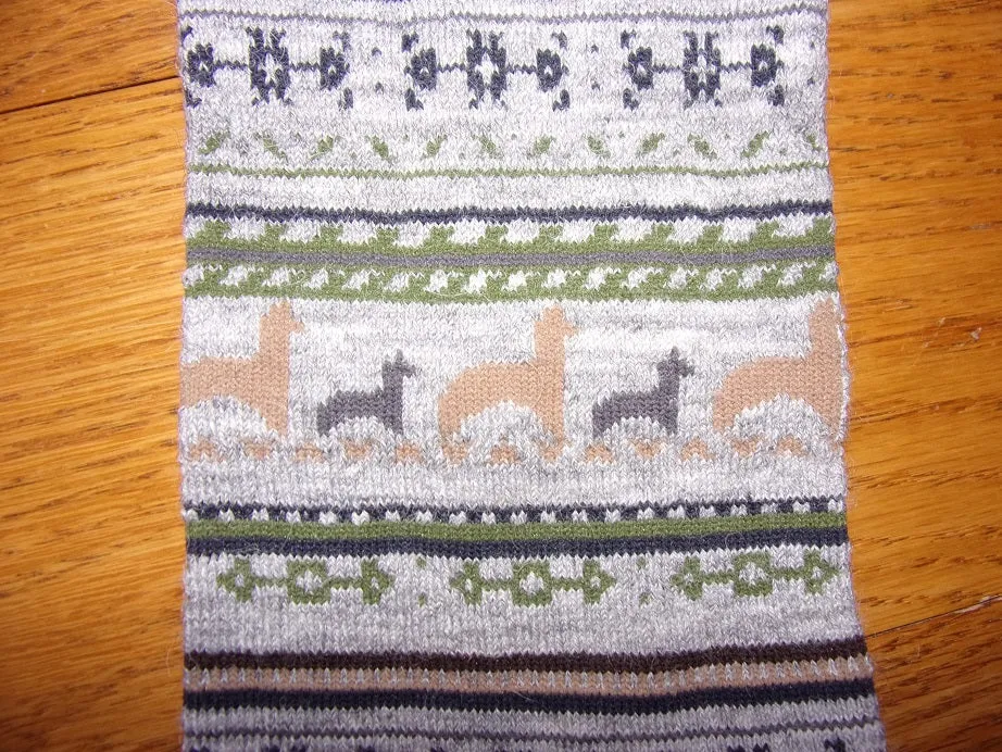 LW Dancing Alpaca Socks